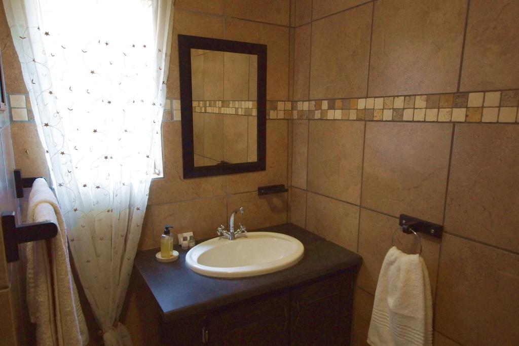 Kruger River Holiday Home Marloth Park Ngoại thất bức ảnh
