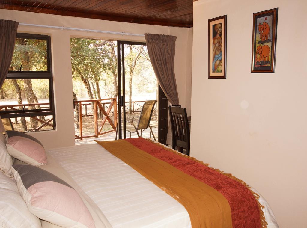 Kruger River Holiday Home Marloth Park Ngoại thất bức ảnh